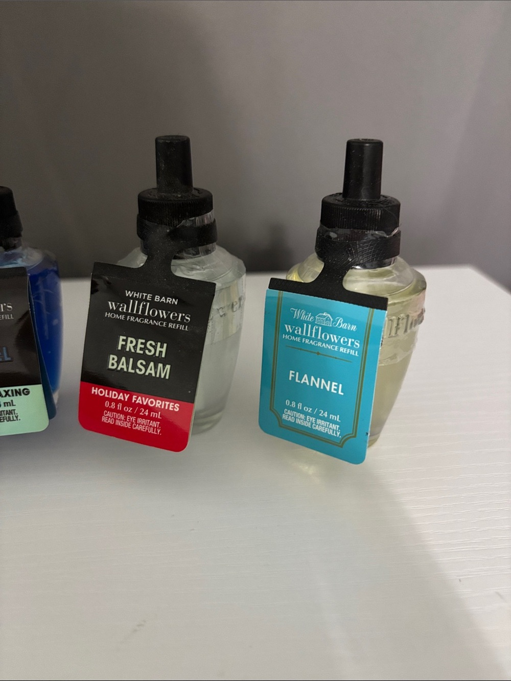 NWT Bath and Body Works White Barn Wallflowers Home Fragrance Refills - Picture 3 of 4